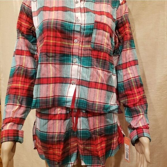 Colsie Other - Colsie plaid flannel notch collar pj